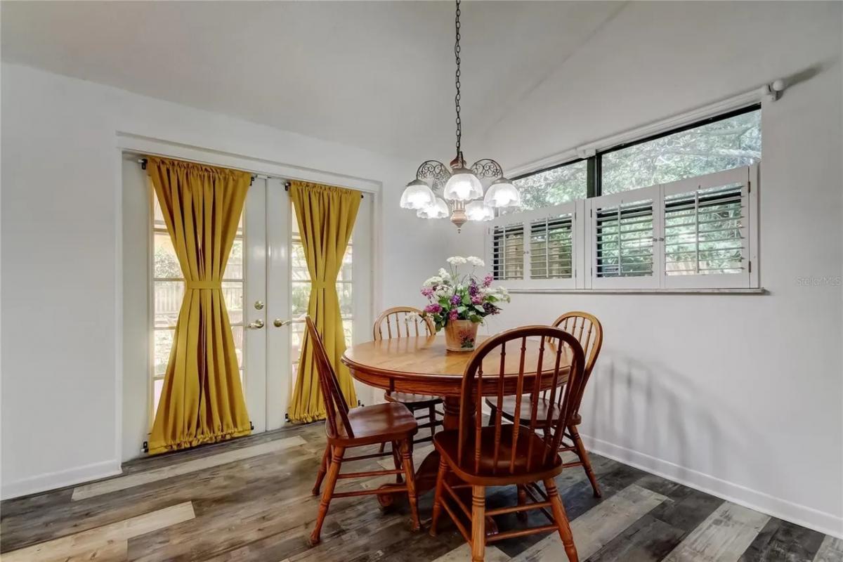 Welcome to this CHARMING, Move-In-Ready, 3-Bedroom, 2-Bath, 1 car-garage, block construction home ideally located in the heart of beautiful Tarpon Springs. Recent updates include a NEW ROOF July 2025 - Image# 7