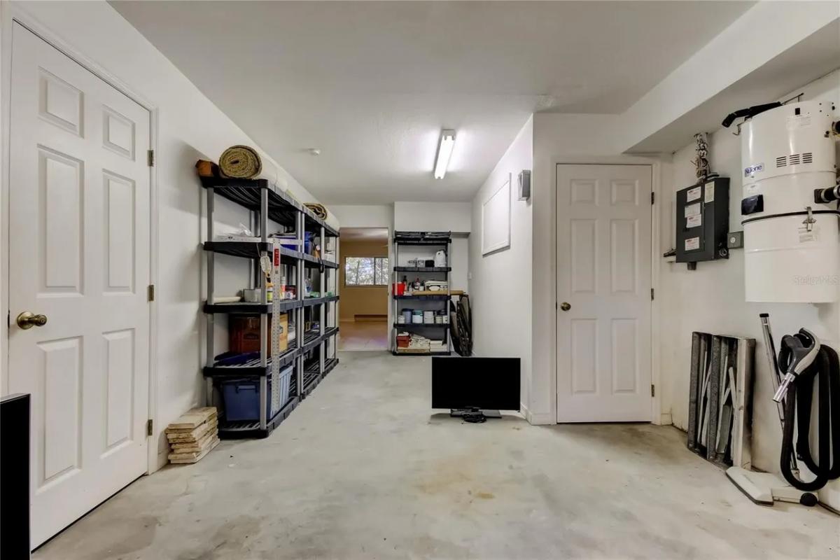 Step inside this BEAUTIFUL 3 bedroom, 3 bath, Move-in-Ready townhome situated near the Intracoastal Waterway in the highly sought-after, park-like setting of the Tara Cay South community. - Image# 18