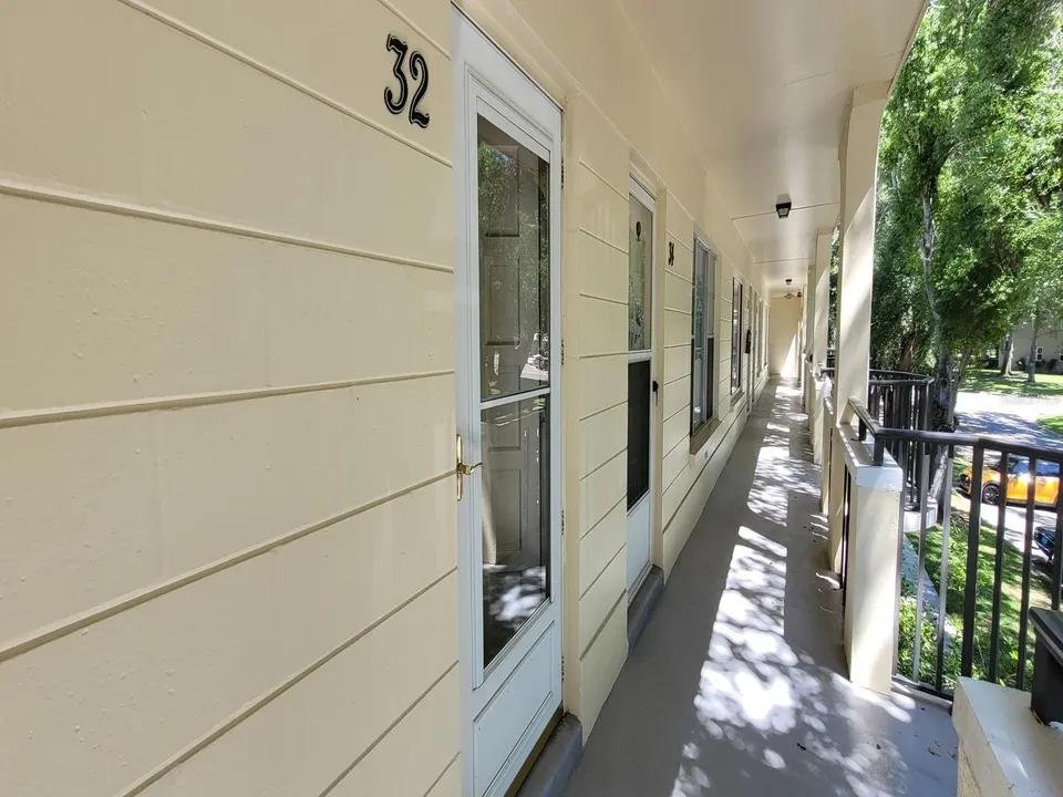 2298 Netherlands Drive #32 WELCOME TO "ON TOP OF THE WORLD"! This AFFORDABLE, PRICED TO SELL, 1 bedroom, 1 bath condo is ready for it's next owner! AT THIS PRICE IT WILL NOT LAST LONG! UNMATCHED - Image# 2