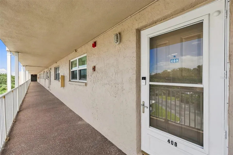9950 62nd Ter N Apt 408, Saint Petersburg, FL 33708 - Image# 4